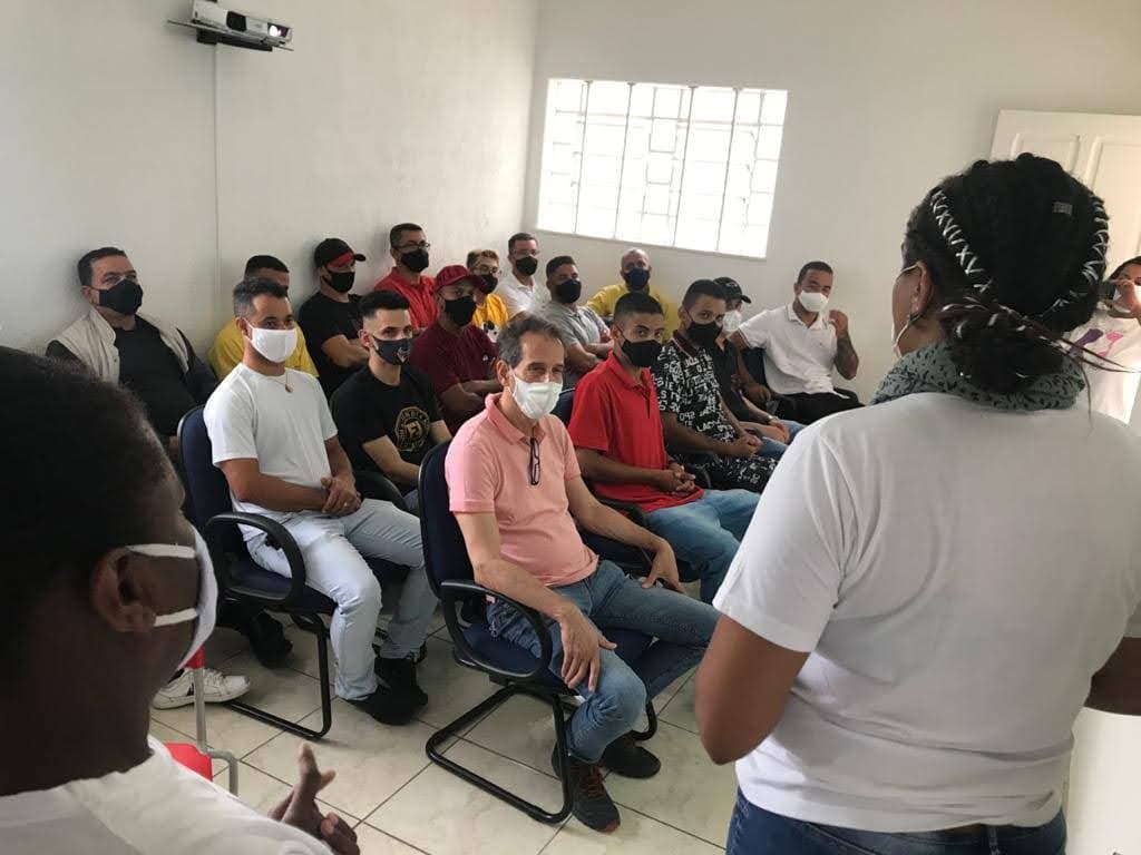 Encontro do Projeto Cactos para ressocialização de autores de violência — registro 2