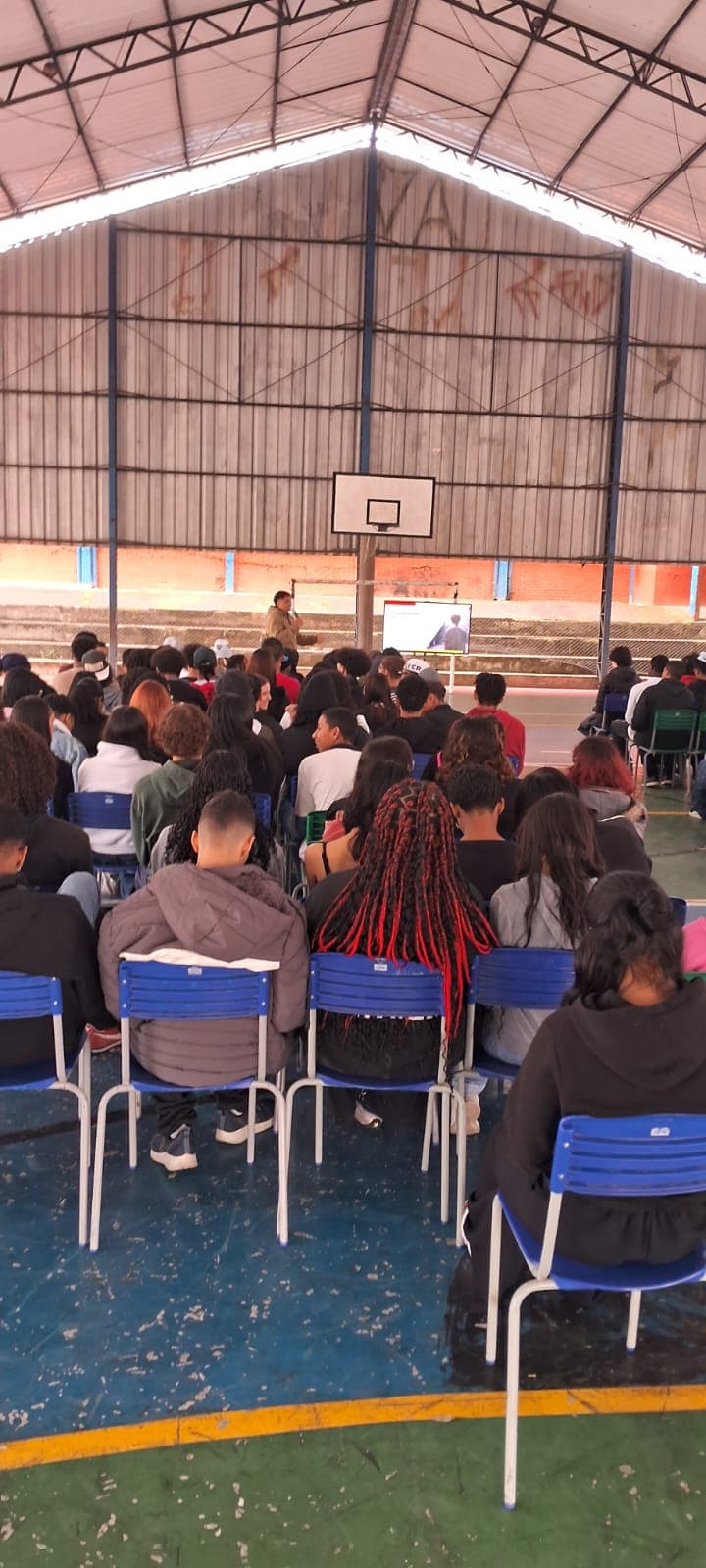 Palestra preventiva realizada com estudantes — registro 5